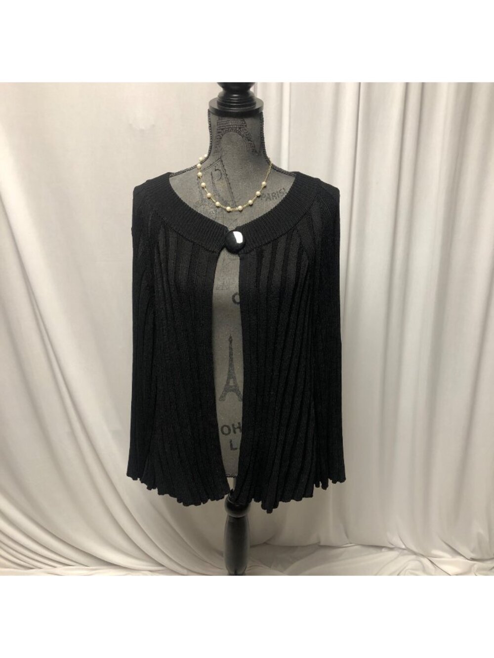 Laura Ashley Cardigan Womens Sz Petite Large Black Knit Sweater Layering Office